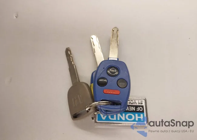 2HGFA1F83BH525502: 44385953