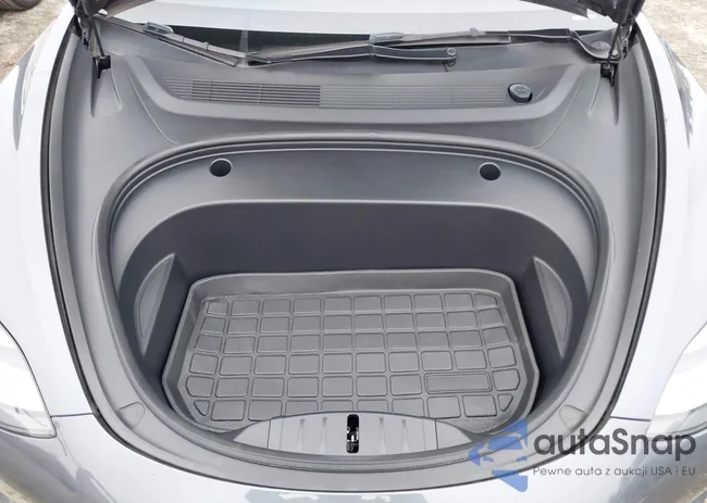 5YJ3E1EC1PF701407: 44385979