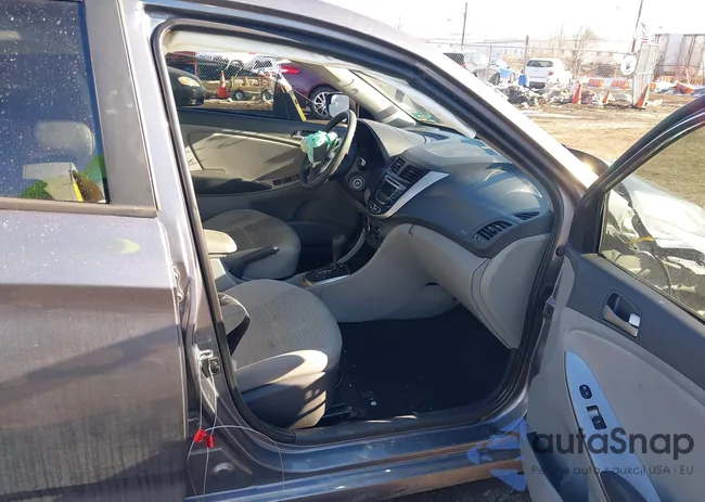 KMHCT4AE9GU101686: 44386006