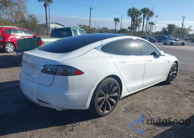 5YJSA1H16EFP49385: 44386070