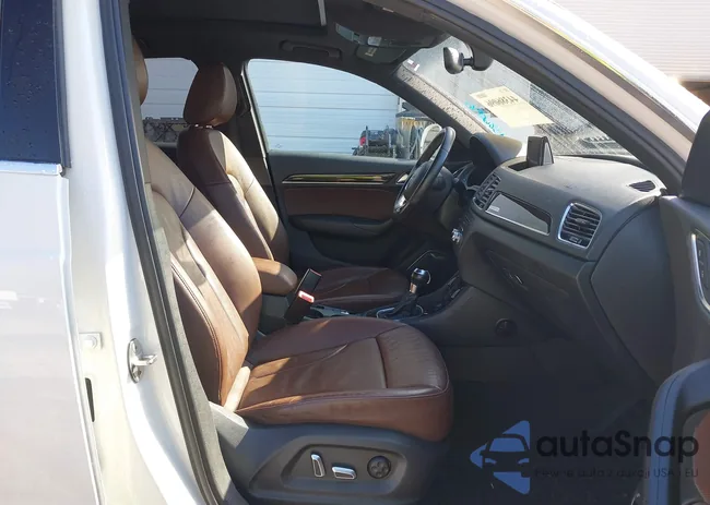 WA1GFCFS4GR000848: 44386096