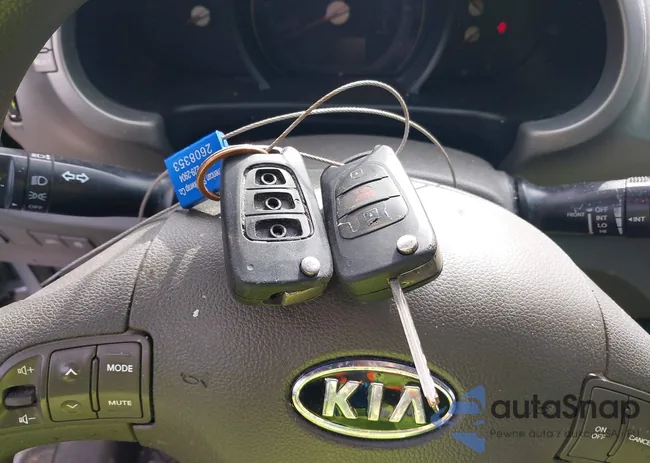 KNDPB3A24C7180492: 44386100