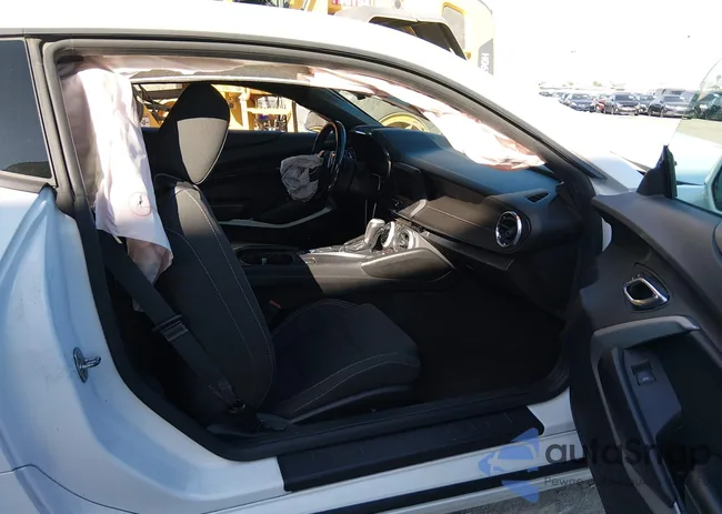 1G1FB1RS7H0151436: 44386112