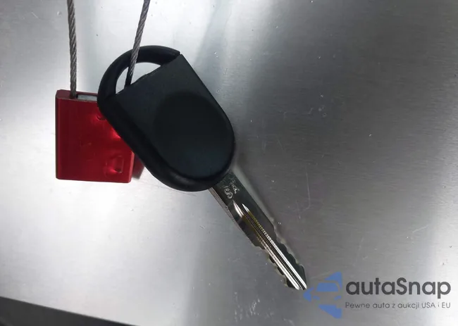 3FAHP0JA8BR243747: 44386120