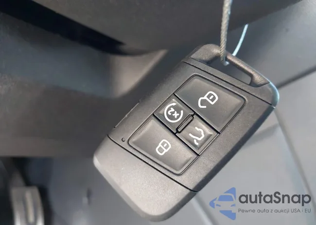 3VV2B7AX6MM065043: 44386144