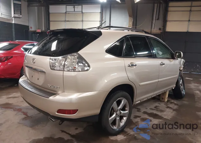 2T2GK31U88C040772: 44386151