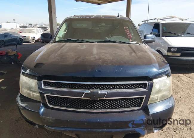 1GNFC13098R122857: 44386157