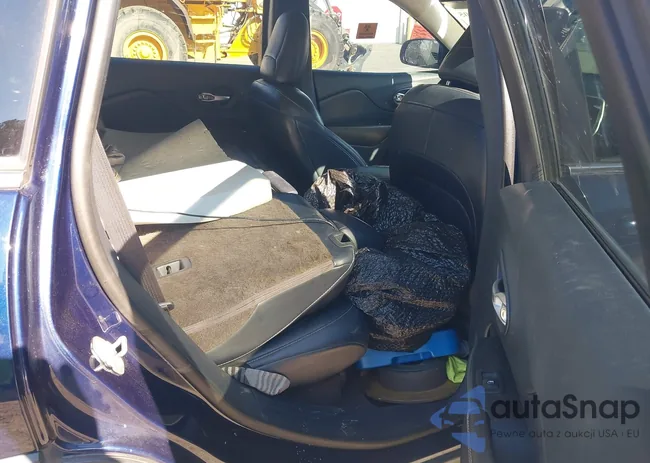 1C4PJMDB7FW666065: 44386205