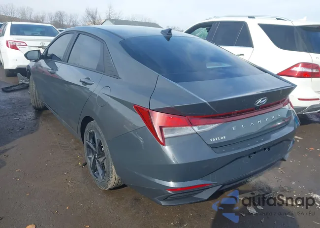 KMHLS4AG5PU588308: 44386303