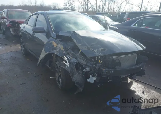 KMHLS4AG5PU588308: 44386303