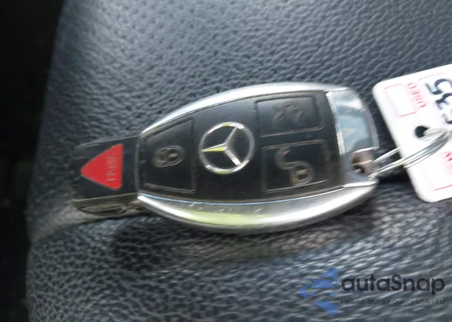 WDCGG8HB2CF925339: 44386360