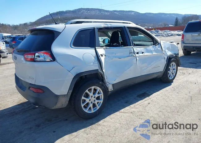 1C4PJMCS7EW260450: 44386387