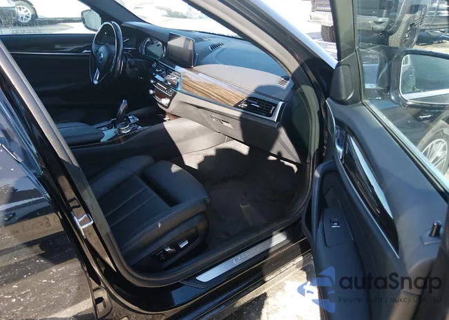 WBAJA9C56KB388594: 44385527