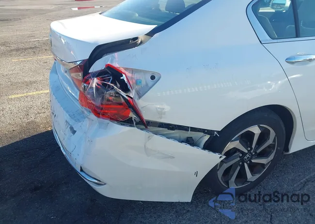 1HGCR2F86GA168050: 44385535