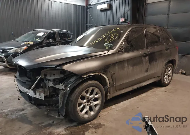 5UXKR0C30H0V73883: 44385544