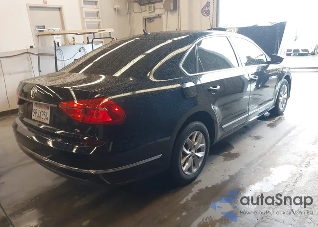 1VWAT7A37GC043737: 44385664