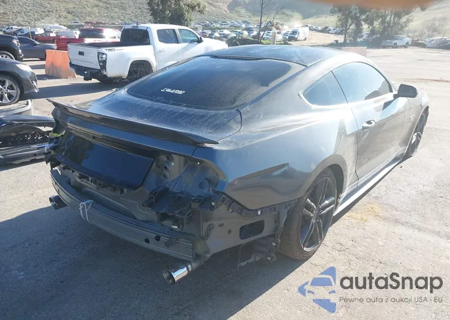 1FA6P8CF8H5319655: 44385678