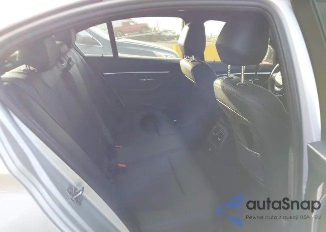 WBA8B9G36HNU51897: 44385706