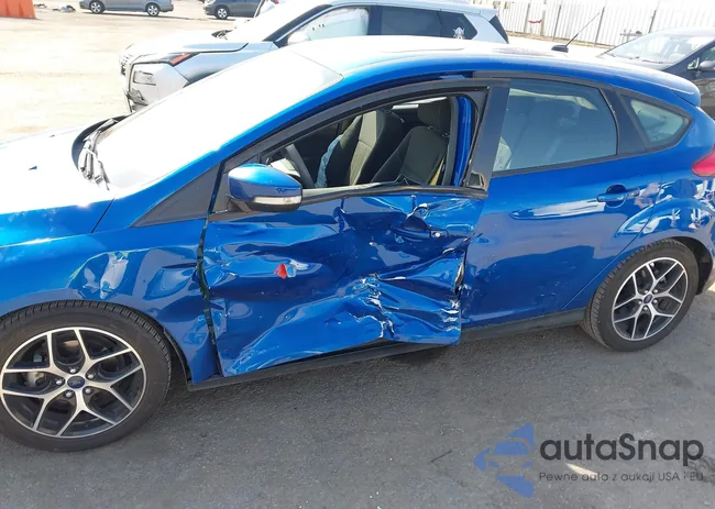 1FADP3M21JL230582: 44385759