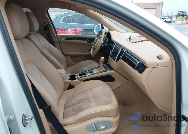 WP1AA2A54HLB05351: 44385766