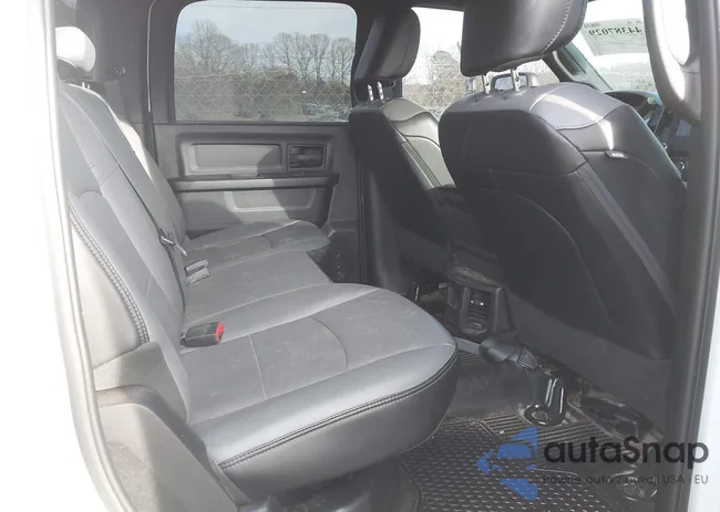 3C6UR5HL3RG299468: 44387029