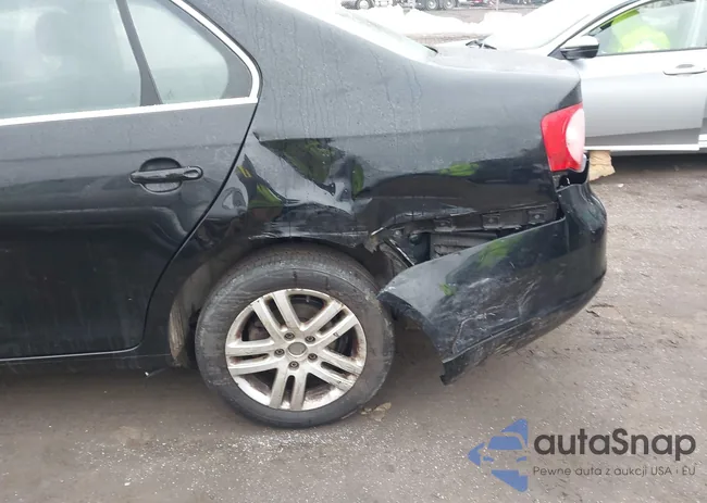 3VWEG71K37M141255: 44387053