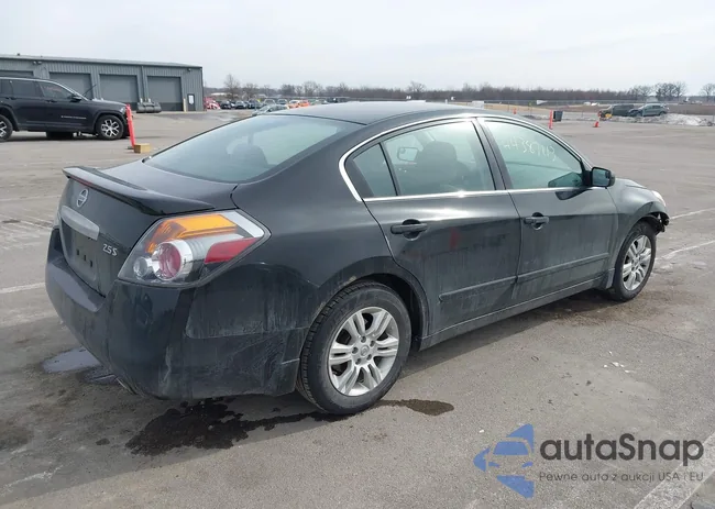 1N4AL2AP5CN483727: 44387113