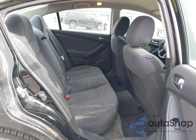 1N4AL2AP5CN483727: 44387113