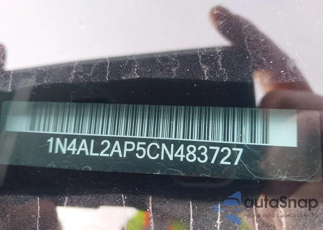 1N4AL2AP5CN483727: 44387113