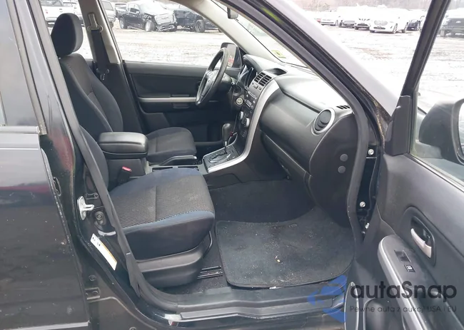 JS3TE941184102600: 44387116