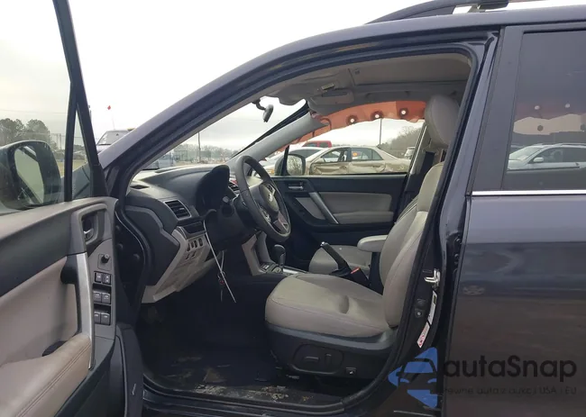 JF2SJARC1HH800779: 44387120