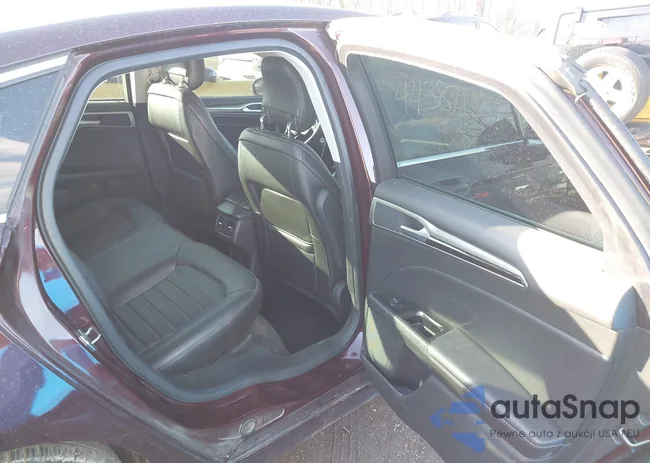 3FA6P0H98DR330506: 44387138