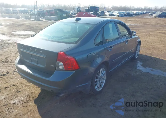 YV1672MS7B2540881: 44387202