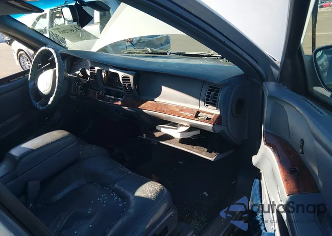 1G4CW52K8V4622140: 44387203