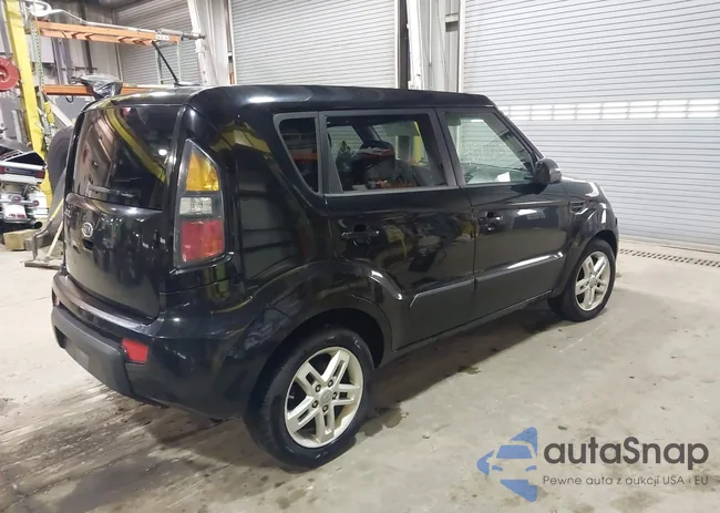 KNDJT2A29B7238026: 44387261