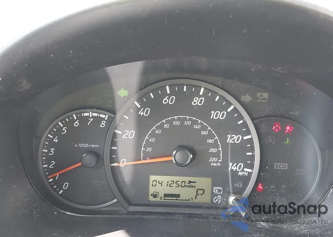 ML32AUHJ6NH008528: 44387279