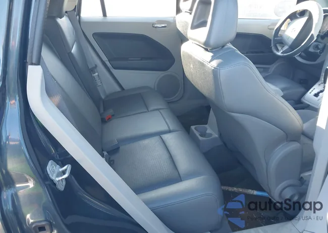 1B3HE78K87D556631: 44387308