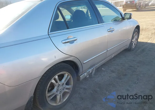 1HGCM55756A095647: 44387310