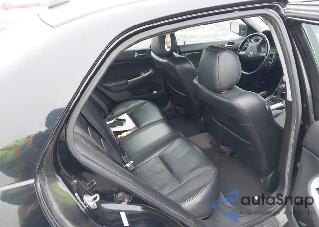 1HGCM66587A020977: 44387442