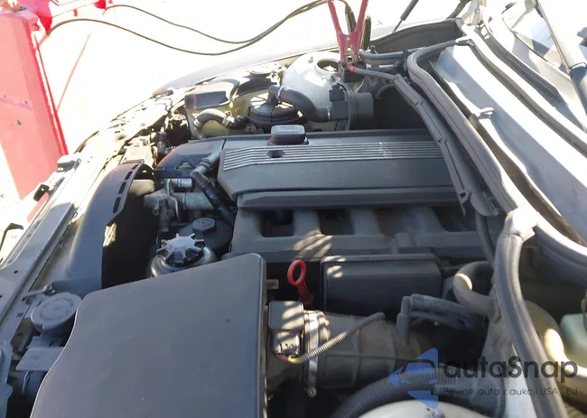 WBAET37434NJ44199: 44386524