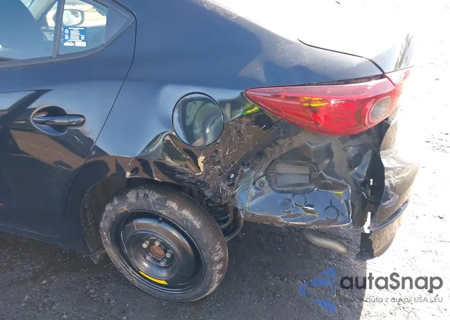 3MZBN1U79JM189685: 44386592