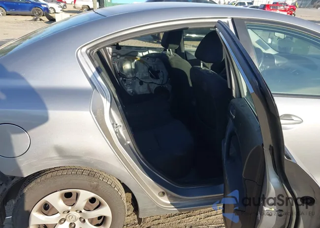 JM1BL1U78D1703682: 44386687