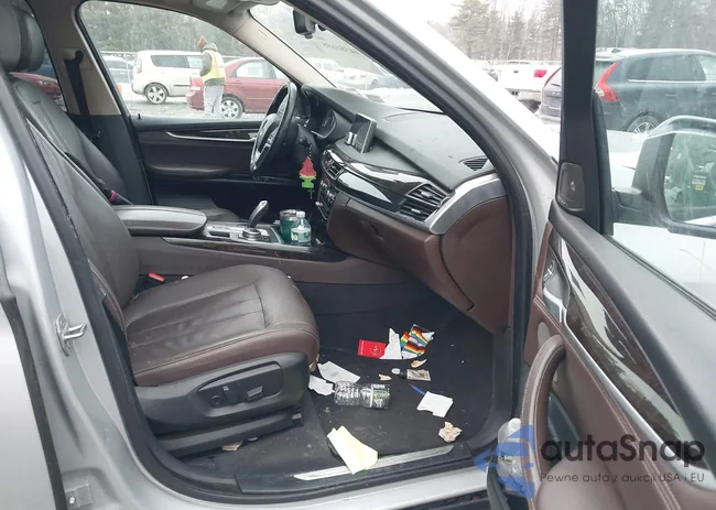 5UXKR0C5XG0P34322: 44386698