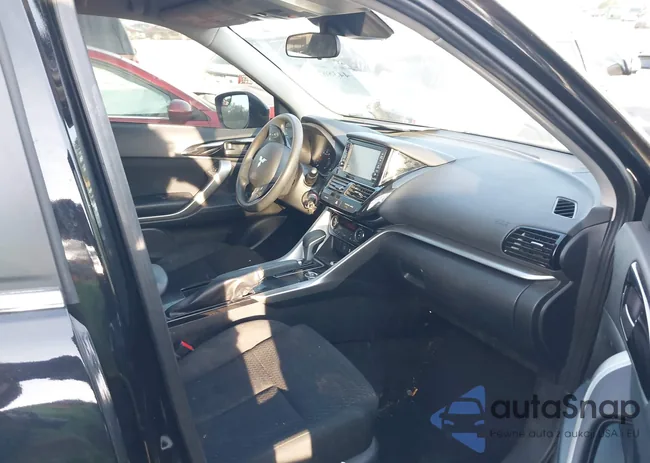 JA4ATUAA3RZ002967: 44386703