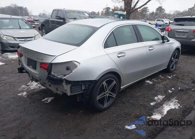 WDD3G4FB9KW009181: 44386721