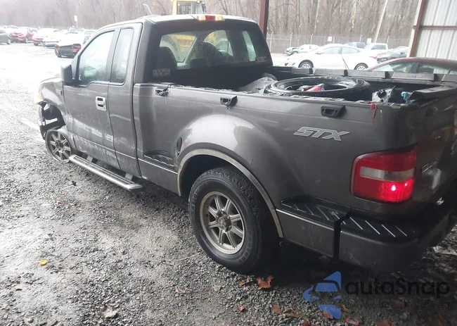 1FTRF02W45KE62578: 44386729