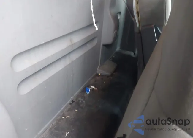 1FTRF02W45KE62578: 44386729