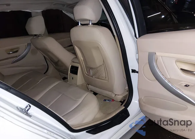 WBA3A5C50CF257463: 44386784