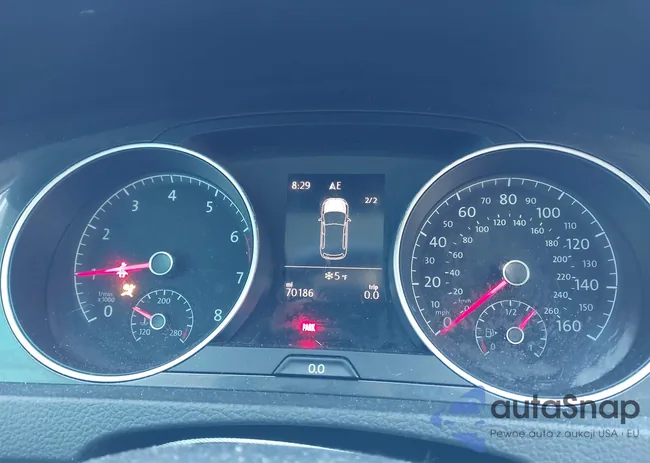 3VWB17AU2JM275686: 44386811