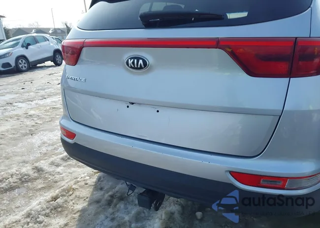 KNDPMCAC3H7033591: 44386821